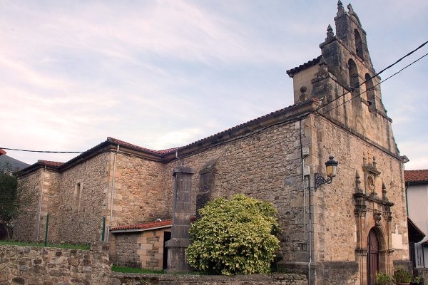Iglesia_de_San_Martín_(Villacarriedo)_-_Church_of_Saint_Martin_(Villacarriedo)_007
